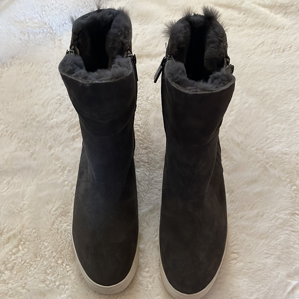J Slides Sneaker Boots - Picture 4 of 6